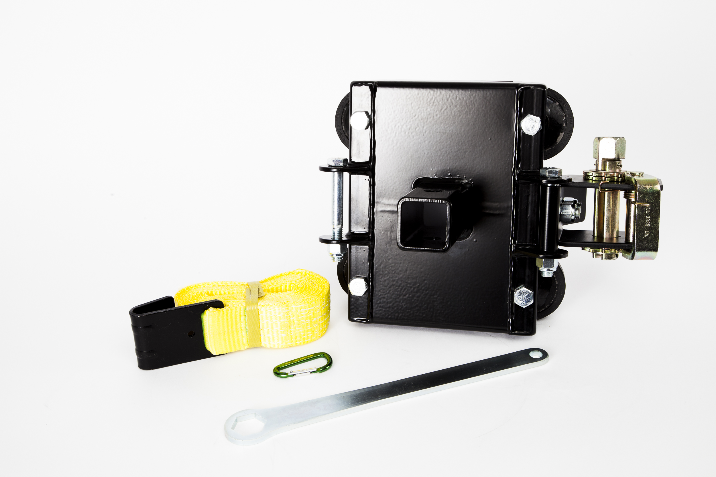 tree mount winch anchoring system with rubber pads