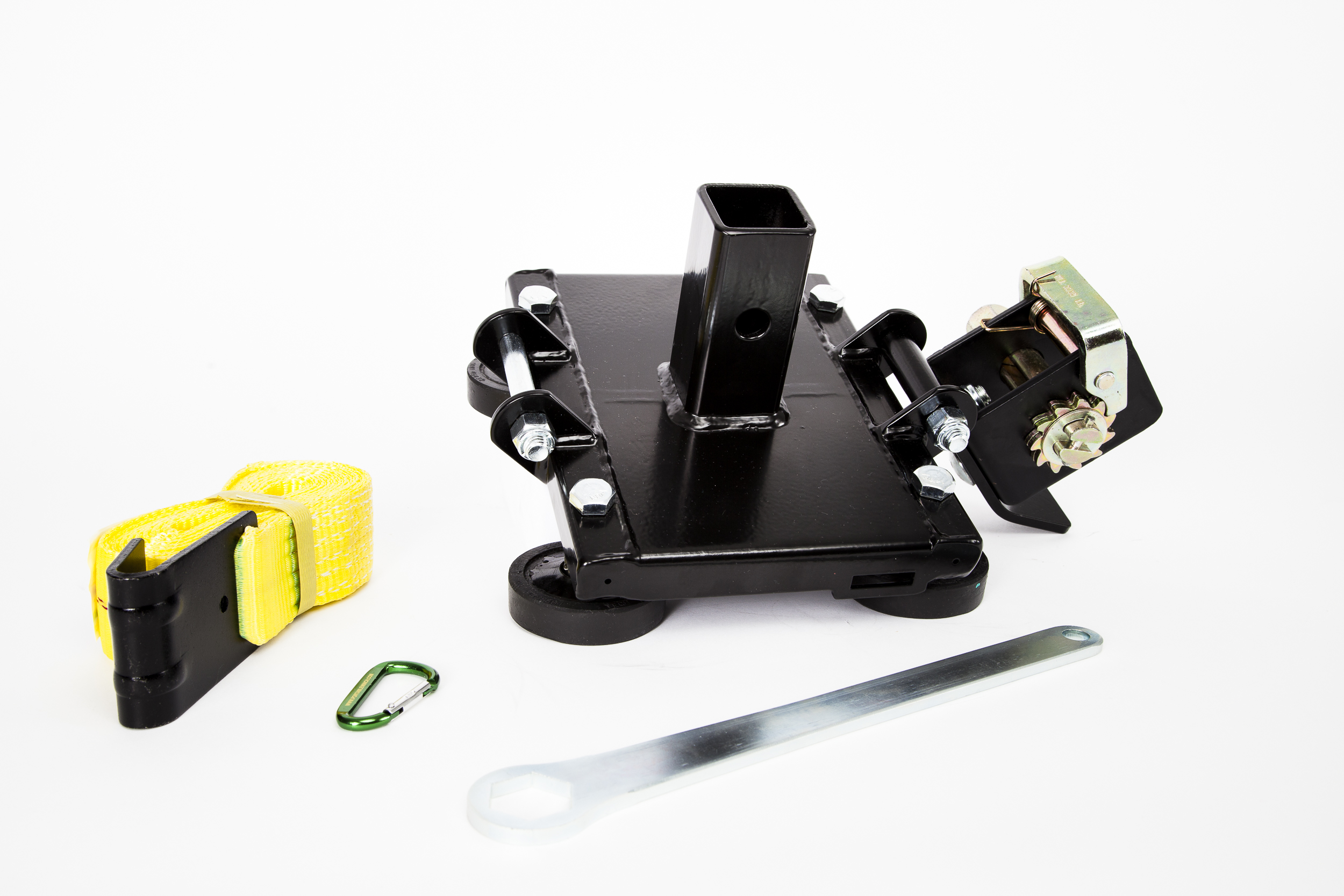 tree mount winch anchoring system with rubber pads